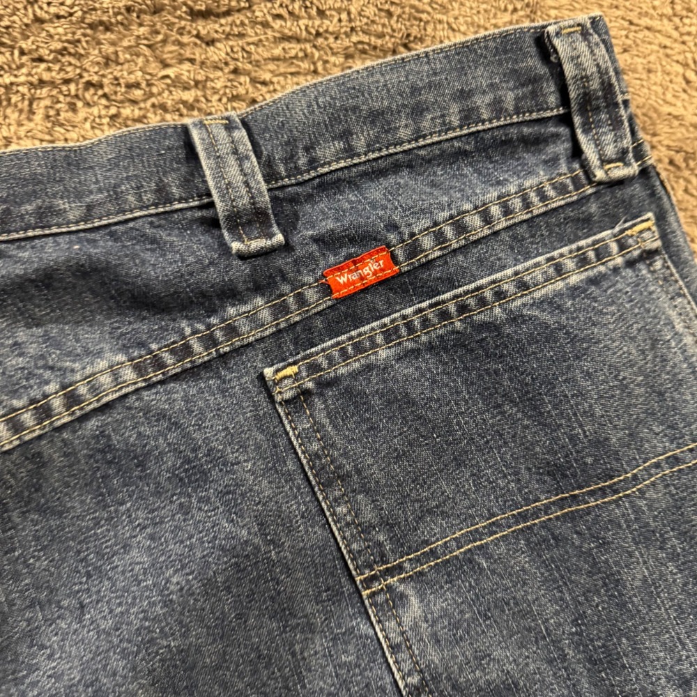 Wrangler Riggs Workwear Mens 44x30 Blue Denim Carpenter Jeans 94LSWDV - Picture 3 of 7